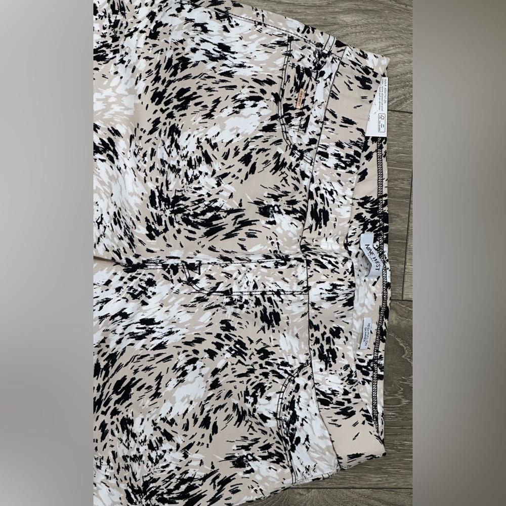 โจ (NWT) Nine West Heidi Skimmer Pants โ Beige & Black, Size 16โจ - Picture 6 of 11